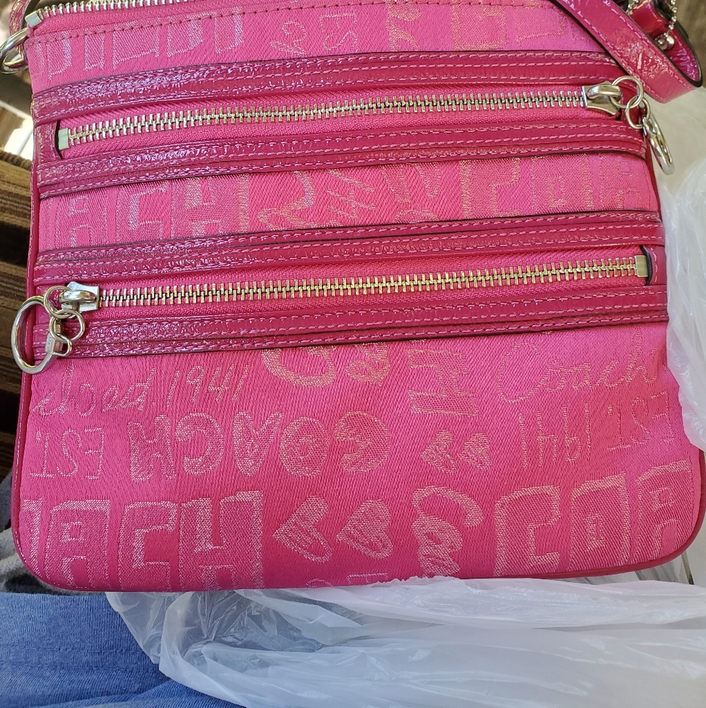RARE Coach poppy storypatch handbag